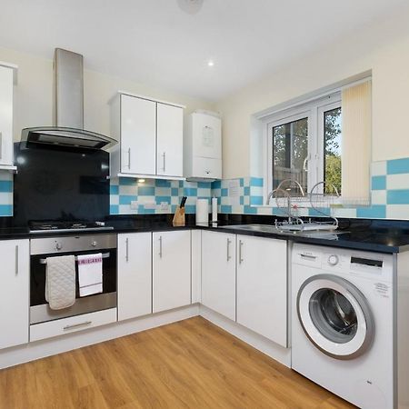 London Heathrow Living Serviced Apartments By Ferndale Stanwell Eksteriør bilde