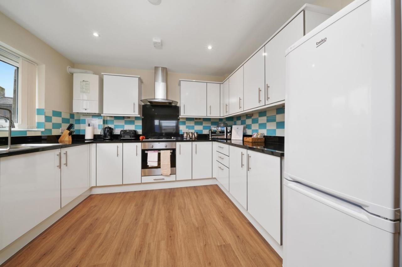 London Heathrow Living Serviced Apartments By Ferndale Stanwell Eksteriør bilde