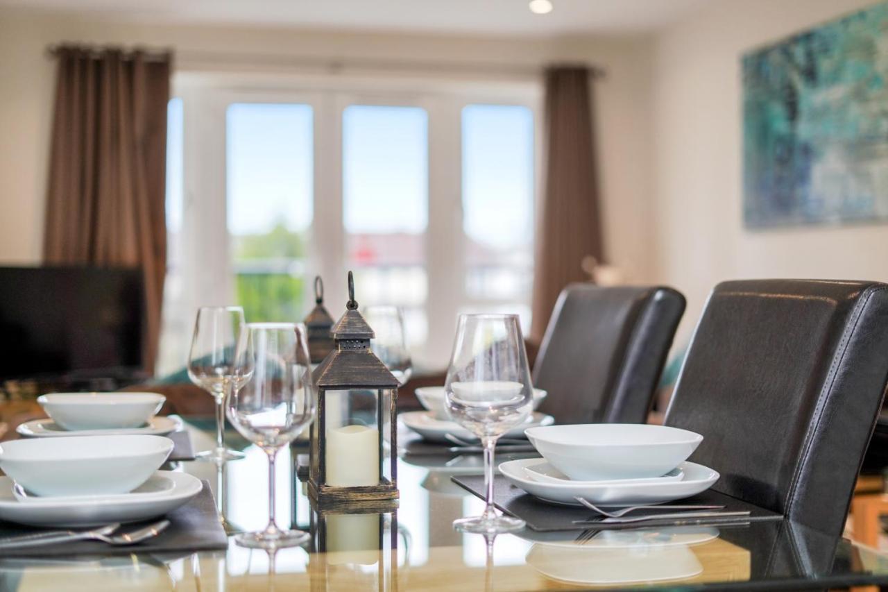 London Heathrow Living Serviced Apartments By Ferndale Stanwell Eksteriør bilde